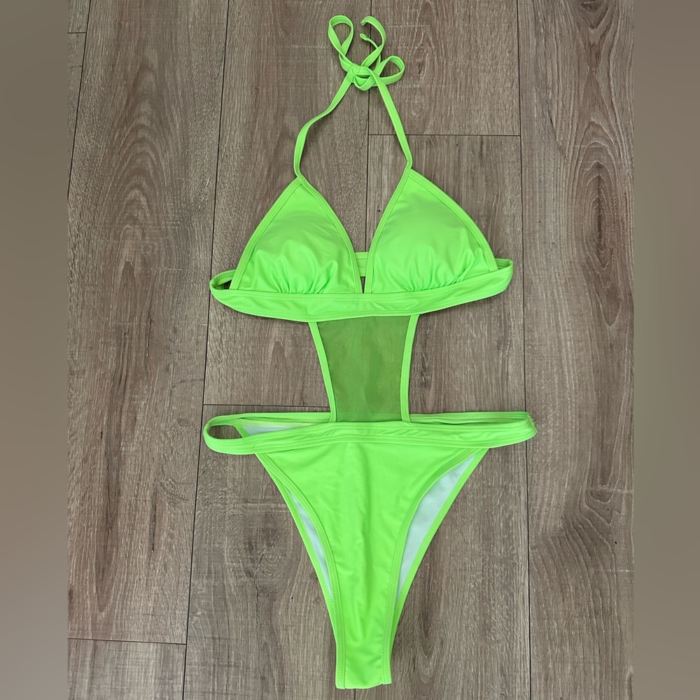 NWOT Women’s one piece bathing suit lime green